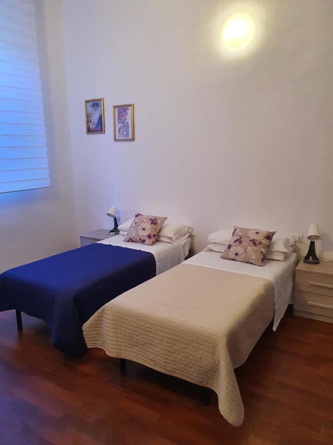 Arena Suite All Comforts - With Free Parking Garage Per Qualified Rate - Con Parcheggio Incluso Per Le Tariffe Qualificanti - Metro Verde Greenline Moscova Μιλάνο Εξωτερικό φωτογραφία